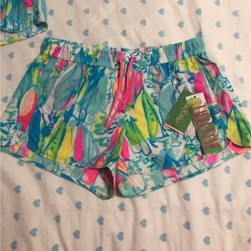 NWT Lilly Pulitzer Run Around Luxletic Shorts Beach and Bae Sailboat print S